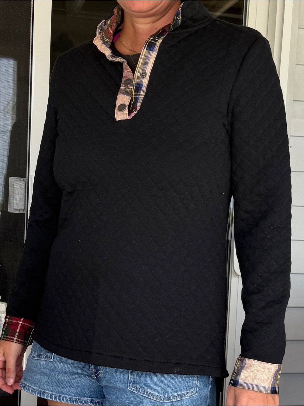 Quilted Black Pullover Hoodie with Plaid Trim